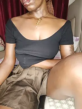 Snapshot of NicRaisaa chatting on 26, 6, 2026 NicRaisaa online show from 26, 6, 2026