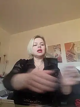 Ladykaos online show from 19, 3, 2025