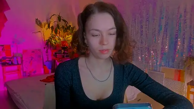 Snapshot of poli__ chatting on 17, 3, 2025 poli online show from 17, 3, 2025