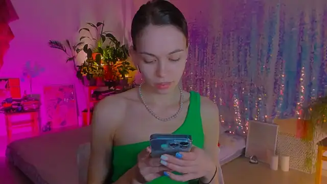 Snapshot of poli__ chatting on 16, 2, 2025 poli online show from 16, 2, 2025