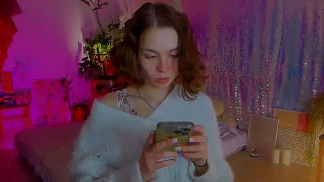 Snapshot of poli__ chatting on 10, 2, 2025 poli online show from 10, 2, 2025