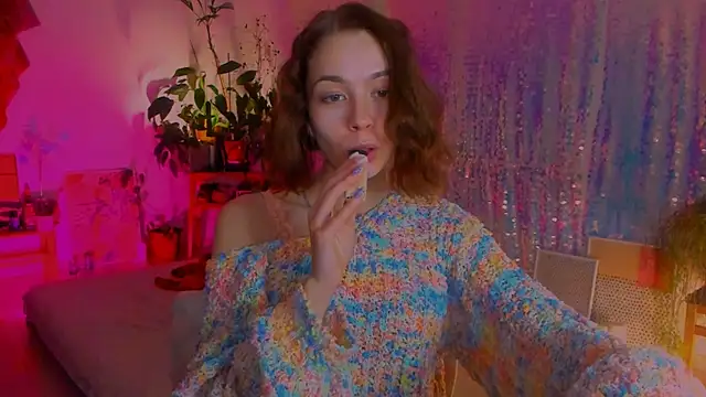 Snapshot of poli__ chatting on 8, 2, 2025 poli online show from 8, 2, 2025