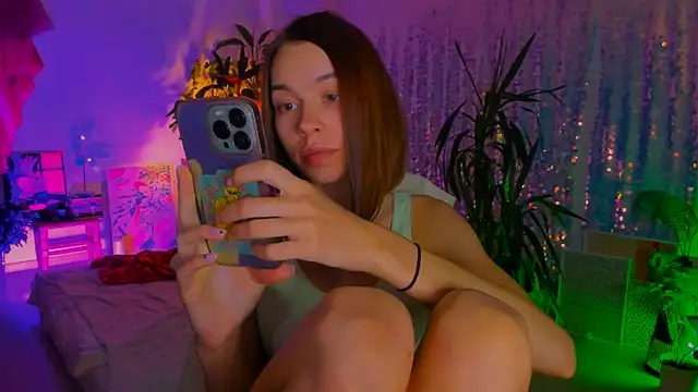 Snapshot of poli__ chatting on 22, 9, 2025 poli online show from 22, 9, 2025