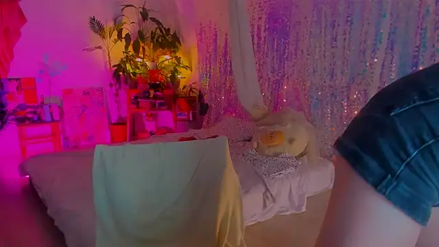 Snapshot of poli__ chatting on 18, 3, 2025 poli online show from 18, 3, 2025