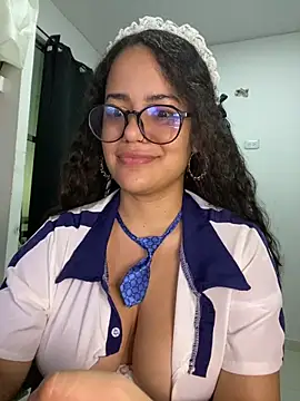 Snapshot of demonaughtyyy chatting on 7, 2, 2026 demonaughtyyy online show from 7, 2, 2026