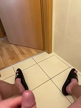 Cozqhh online show from 8, 3, 2026