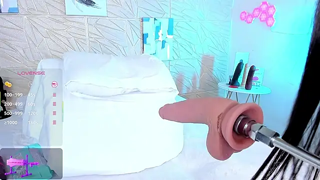 Snapshot of miss_lori_ chatting on 5, 3, 2025 miss lori online show from 5, 3, 2025