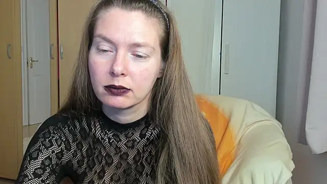 Snapshot of Rolla_Coaster chatting on 4, 6, 2026 Rolla Coaster online show from 4, 6, 2026