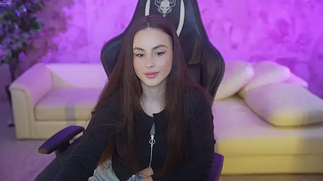 Elice Dream online show from 1, 3, 2025