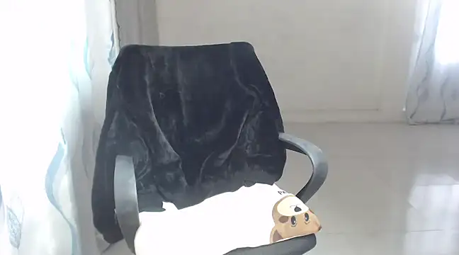 TinyGirls online show from 24, 12, 2024