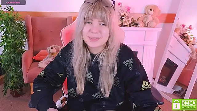 Grace and  Jacob online show from 1, 12, 2025