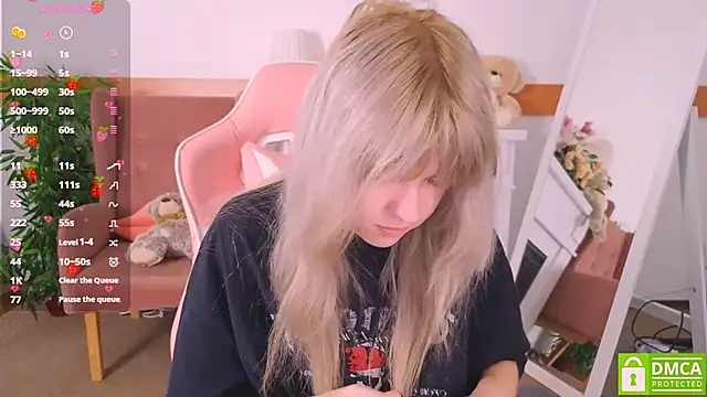 Grace and  Jacob online show from 26, 11, 2025