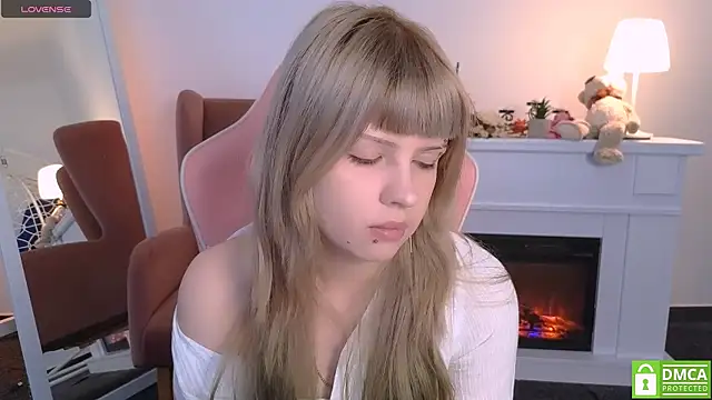 Grace and  Jacob online show from 4, 10, 2025