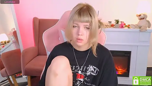 Grace and  Jacob online show from 28, 9, 2025