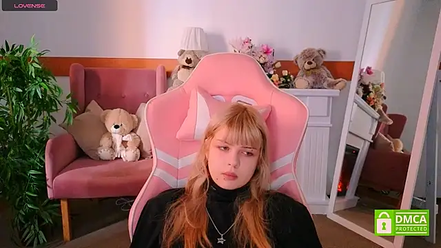 Grace and  Jacob online show from 30, 10, 2025