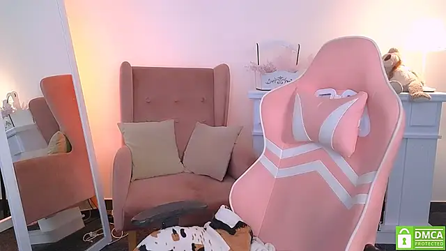 Grace and  Jacob online show from 8, 10, 2025