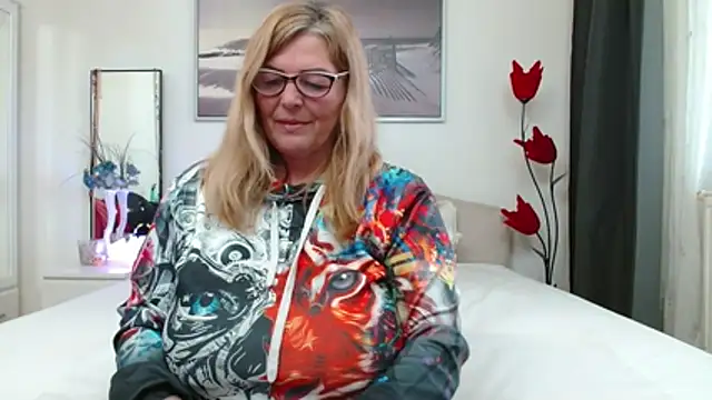 YulliaMilf online show from 27, 2, 2026