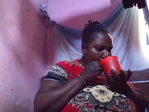 big clits online show from 2, 3, 2026