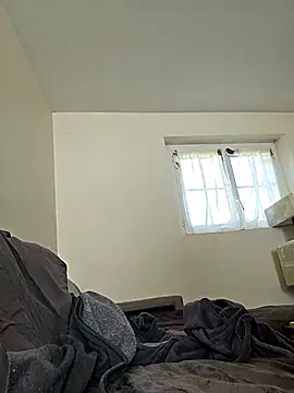 Wisie Cutie online show from 15, 3, 2026