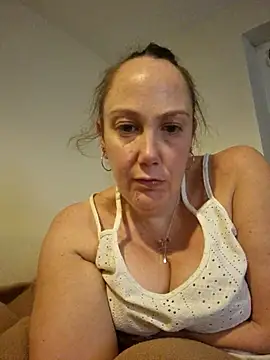 Wisie Cutie online show from 17, 12, 2025