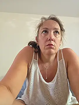 Snapshot of Wisie_Cutie chatting on 27, 6, 2026 Wisie Cutie online show from 27, 6, 2026