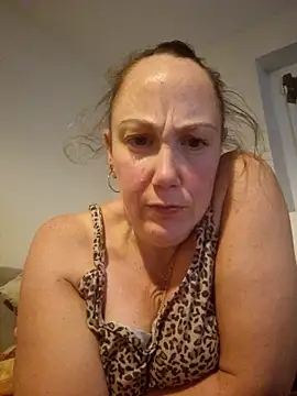 Wisie Cutie online show from 4, 11, 2025