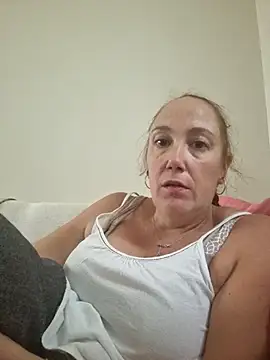 Wisie Cutie online show from 15, 9, 2025