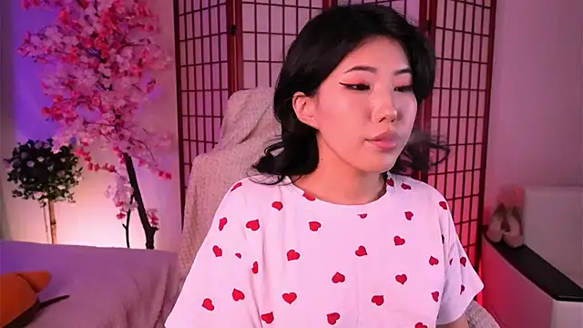 Wendy  Hills online show from 19, 9, 2025