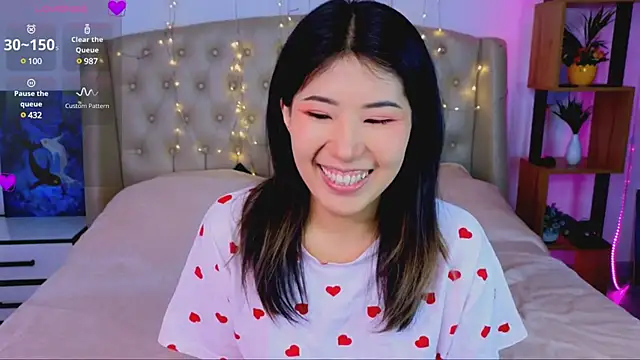 Wendy  Hills online show from 10, 3, 2025