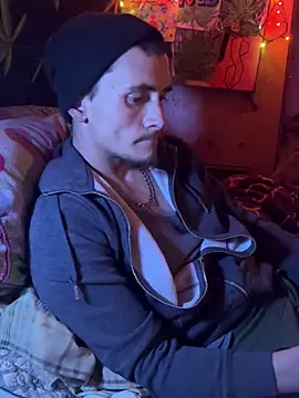 Snapshot of bugboy chatting on 8, 2, 2026 bugboy online show from 8, 2, 2026