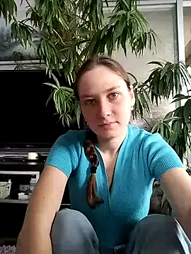 MollyBrams online show from 13, 9, 2025