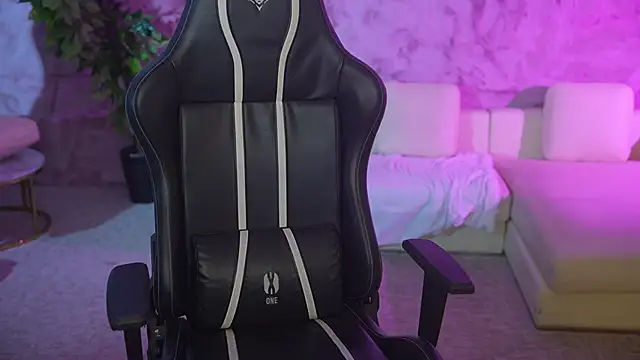 Kisasolo online show from 3, 10, 2025