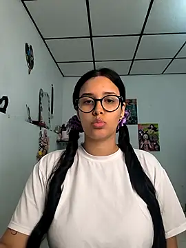 Snapshot of Annya-sweet chatting on 7, 2, 2026 Annya-sweet online show from 7, 2, 2026