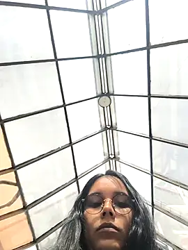 Snapshot of Annya-sweet chatting on 15, 9, 2025 Annya-sweet online show from 15, 9, 2025