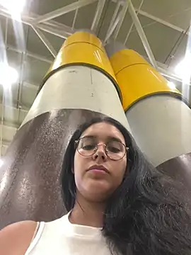 Snapshot of Annya-sweet chatting on 11, 3, 2025 Annya-sweet online show from 11, 3, 2025