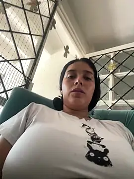 Snapshot of Annya-sweet chatting on 19, 2, 2025 Annya-sweet online show from 19, 2, 2025