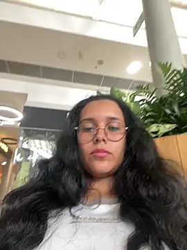 Snapshot of Annya-sweet chatting on 10, 3, 2025 Annya-sweet online show from 10, 3, 2025