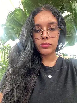 Snapshot of Annya-sweet chatting on 14, 2, 2025 Annya-sweet online show from 14, 2, 2025