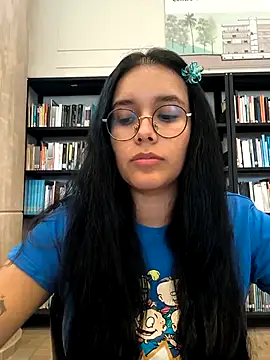 Snapshot of Annya-sweet chatting on 2, 10, 2025 Annya-sweet online show from 2, 10, 2025