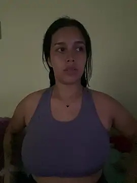 Snapshot of Annya-sweet chatting on 27, 2, 2025 Annya-sweet online show from 27, 2, 2025