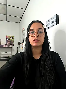 Snapshot of Annya-sweet chatting on 21, 10, 2025 Annya-sweet online show from 21, 10, 2025