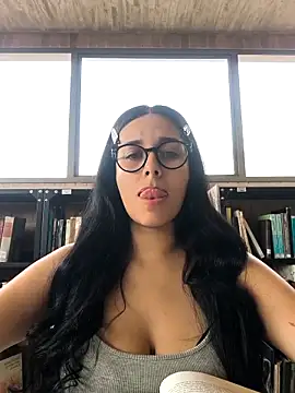 Snapshot of Annya-sweet chatting on 19, 2, 2026 Annya-sweet online show from 19, 2, 2026