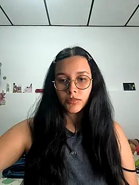 Snapshot of Annya-sweet chatting on 18, 9, 2025 Annya-sweet online show from 18, 9, 2025