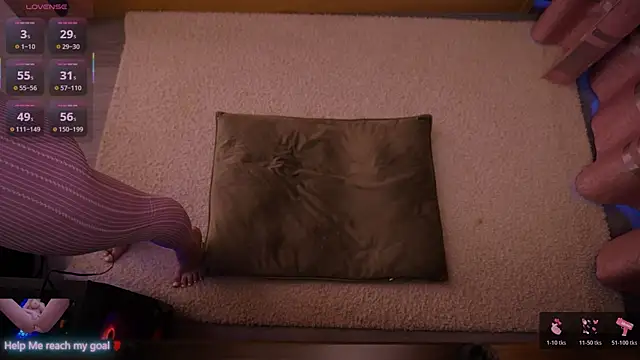 Redhead Shark new online show from 26, 11, 2025