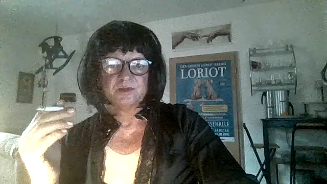 Seltsamoder online show from 28, 11, 2025