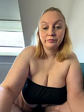 BBW Nora online show from 3, 11, 2025