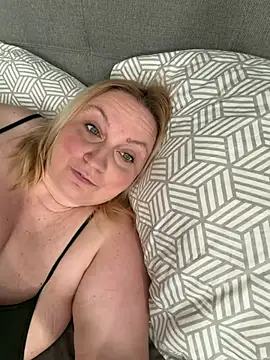 Snapshot of BBW_Nora chatting on 4, 7, 2026 BBW Nora online show from 4, 7, 2026