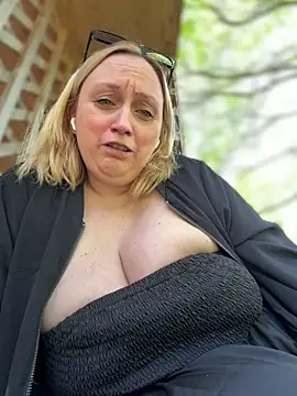 BBW Nora online show from 24, 4, 2026