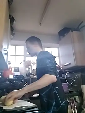 Erimyka online show from 28, 2, 2026