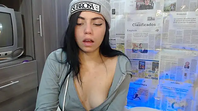 Snapshot of i_am_nina_ chatting on 6, 3, 2025 i am nina online show from 6, 3, 2025